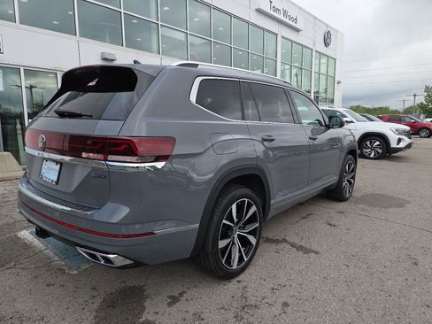 New 2026 Volkswagen Atlas SEL Premium R-Line AWD/4WD image 7