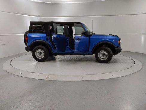 New 2025 Ford Bronco 4-Door image 8