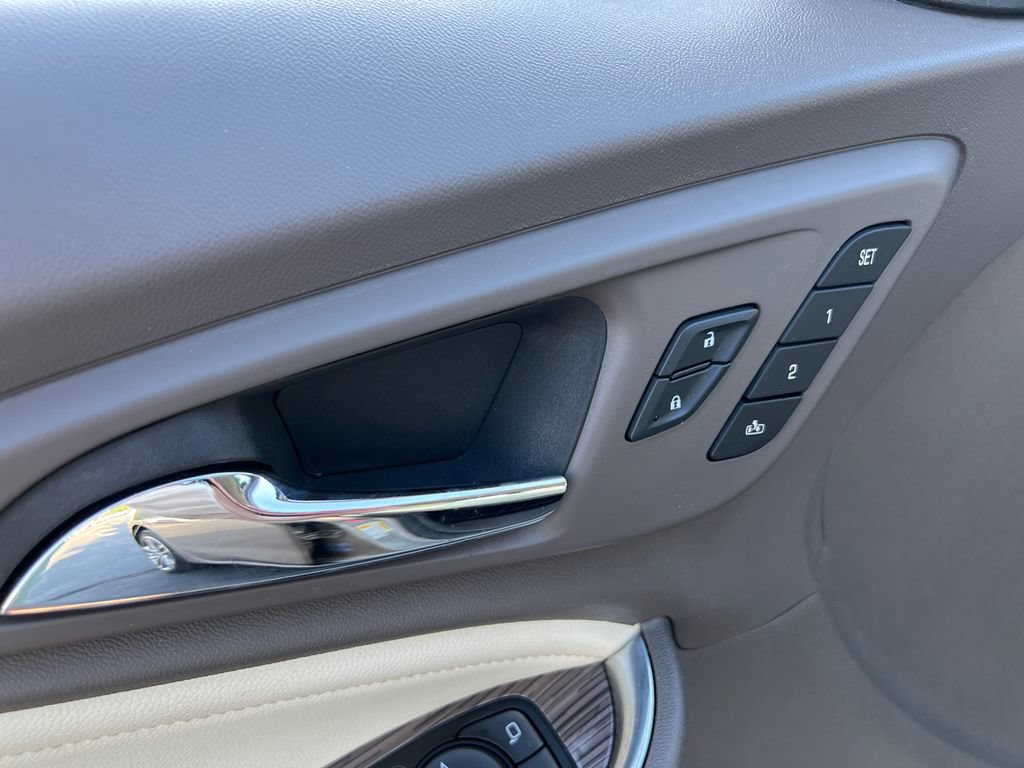Used 2024 Chevrolet Malibu LT FWD image 19