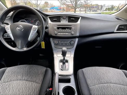 Used 2014 Nissan Sentra SV FWD image 16