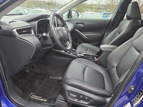 Certified 2024 Toyota Corolla Cross XLE w/ Convenience Package AWD/4WD image 15
