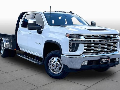 Used 2022 Chevrolet Silverado 3500 LT w/ Convenience Package RWD image 3