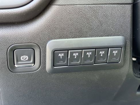 New 2026 GMC Sierra 2500 Pro w/ Convenience Package image 15