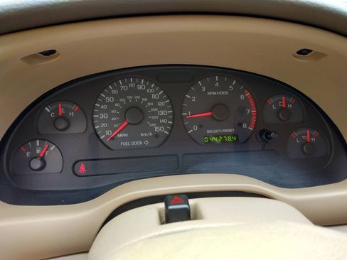 Used 2004 Ford Mustang GT RWD image 14