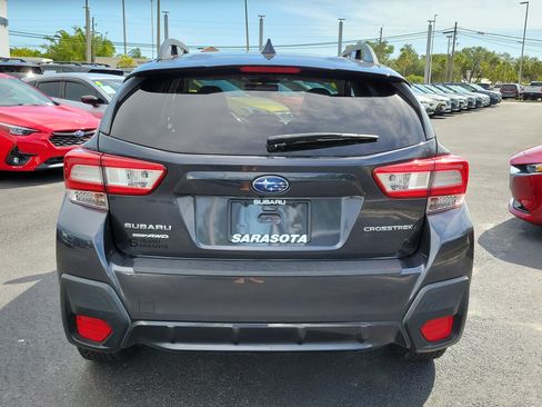 Used 2019 Subaru Crosstrek 2.0i Premium w/ Moonroof Package AWD/4WD image 5