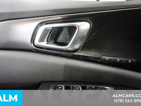 Used 2025 Kia Carnival SX Prestige FWD image 53
