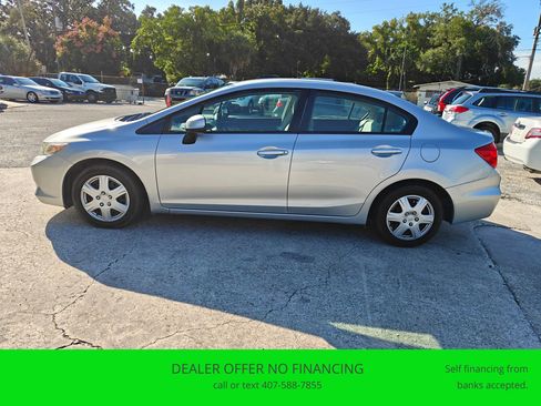 Used 2012 Honda Civic LX image 2