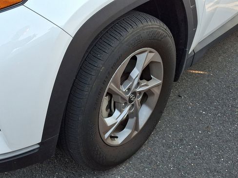 Certified 2023 Hyundai Tucson SEL AWD/4WD image 10