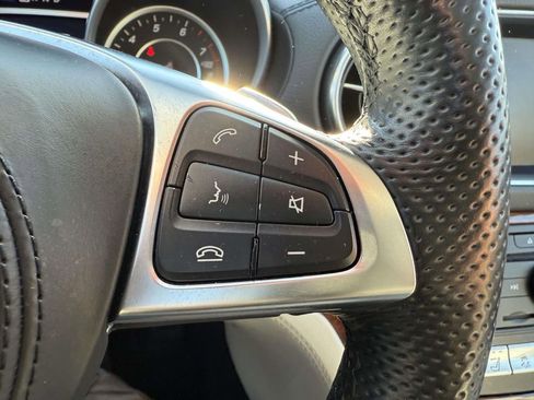 Used 2017 Mercedes-Benz SL 550 image 21