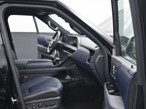 Used 2026 INFINITI QX80 4WD w/ Sport Exterior Package image 46