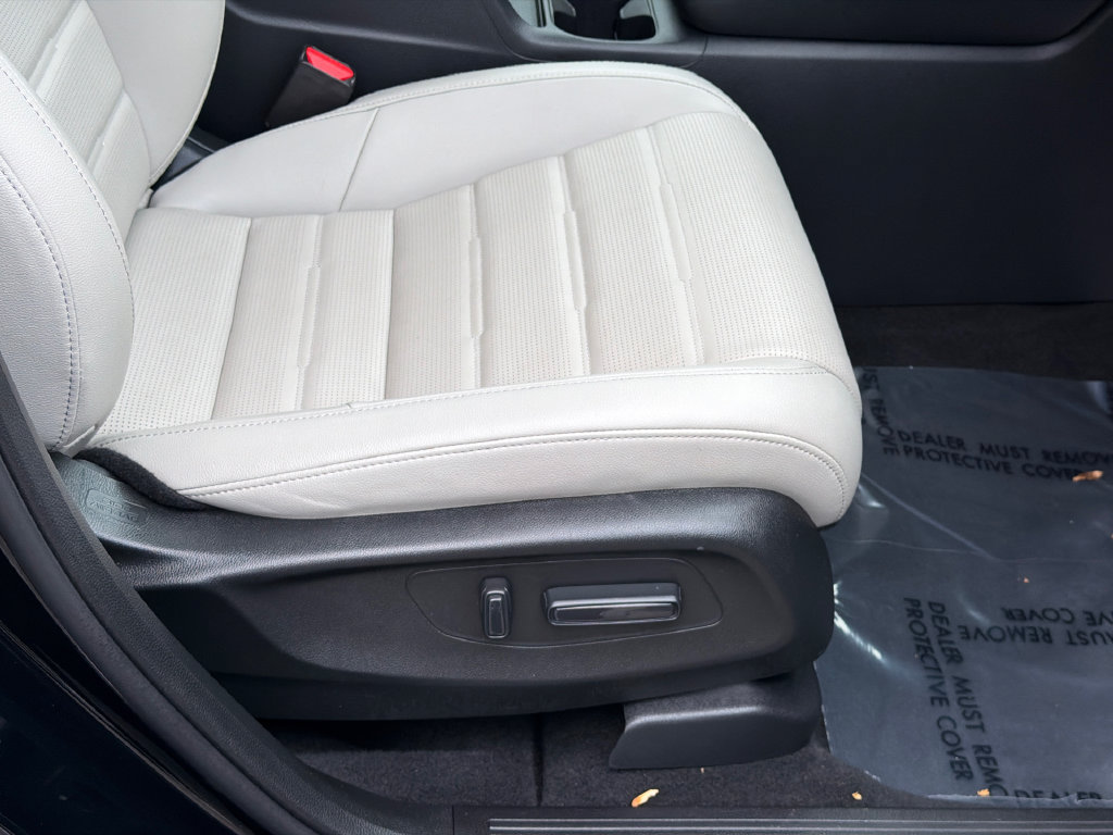 Used 2025 Honda CR-V EX-L image 12