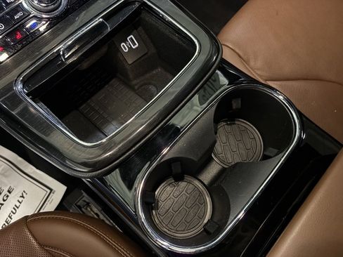 Used 2023 Lincoln Nautilus Reserve image 16