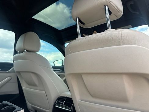 Used 2018 BMW 530i RWD image 22