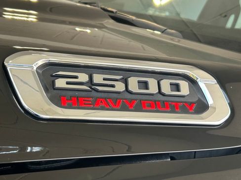 Used 2023 RAM 2500 Limited image 20
