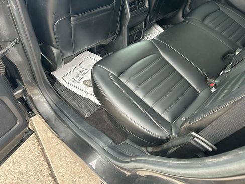 Used 2019 Ford Edge SEL w/ Equipment Group 201A image 9