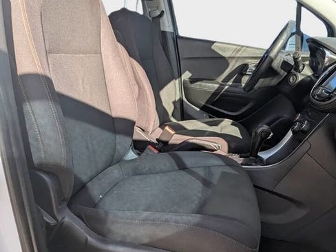 Used 2017 Chevrolet Trax LS image 13