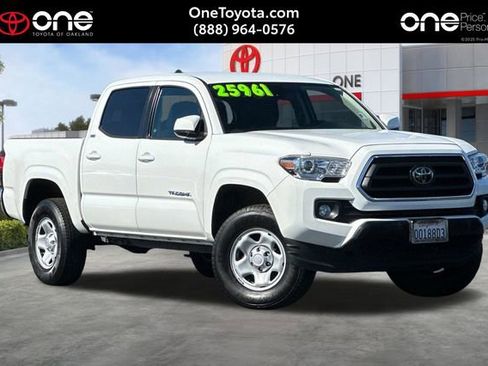 Used 2020 Toyota Tacoma SR5 image 1