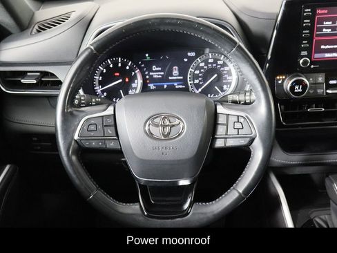 Used 2021 Toyota Highlander XSE image 7