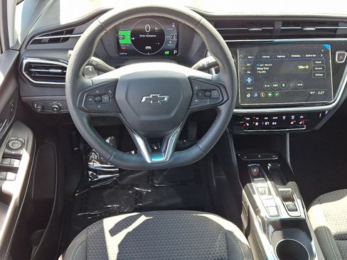 Used 2023 Chevrolet Bolt LT FWD image 12