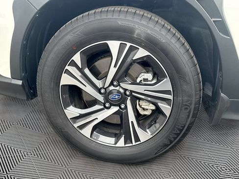 Certified 2026 Subaru Crosstrek 2.5i Premium AWD/4WD image 28