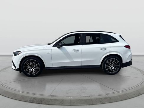 Used 2025 Mercedes-Benz GLC 43 AMG 4MATIC image 4