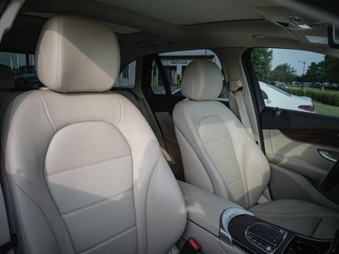Certified 2022 Mercedes-Benz GLC 300 4MATIC image 28