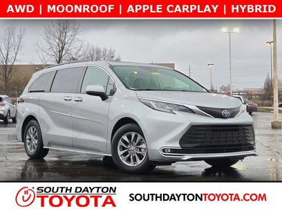 Used 2022 Toyota Sienna XLE