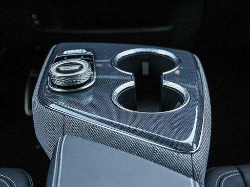 Used 2026 Cadillac Optiq Luxury 2 image 25