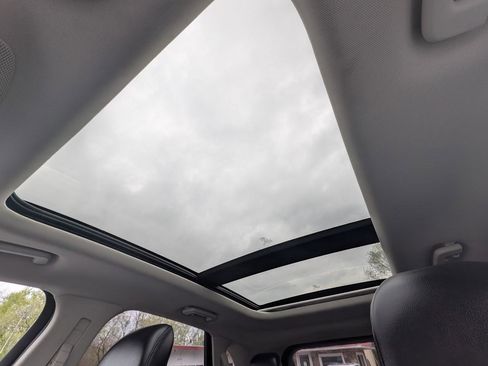 Used 2017 Ford Edge SEL w/ Equipment Group 201A AWD/4WD image 39