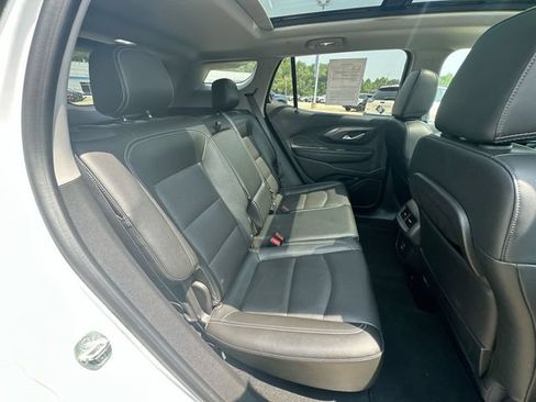 Used 2023 GMC Terrain SLT AWD/4WD image 31
