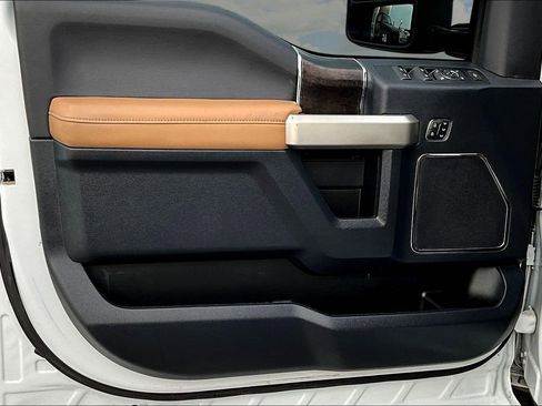 Used 2022 Ford F350 Lariat w/ Lariat Value Package image 23