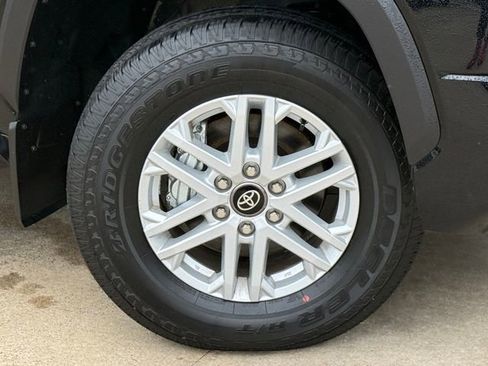 Used 2025 Toyota Tundra SR5 image 2