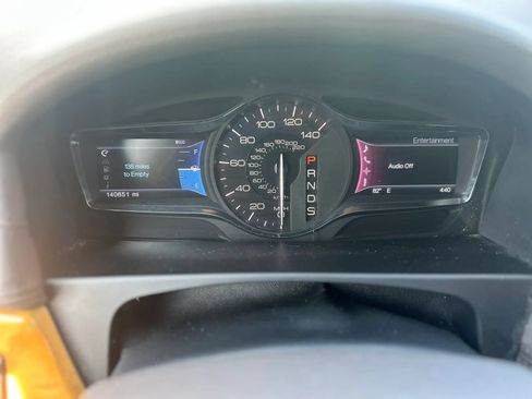 Used 2013 Lincoln MKX AWD image 9