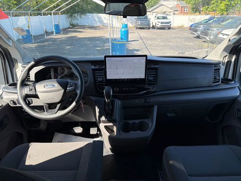 Used 2025 Ford Transit 350 XLT RWD image 14