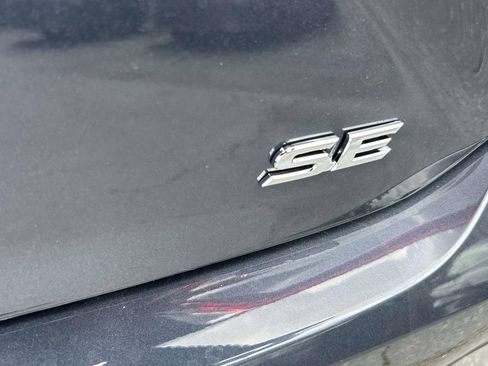 New 2026 Toyota Camry SE FWD image 11
