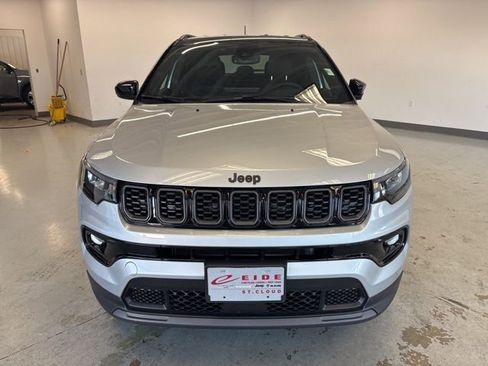 New 2026 Jeep Compass Limited AWD/4WD image 2