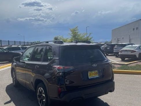 Used 2026 Subaru Forester Premium AWD/4WD image 3