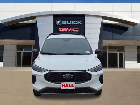 Used 2025 Ford Escape ST-Line w/ Tech Pack #1 image 2