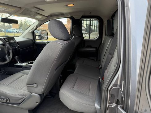 Used 2014 Nissan Titan SV image 26