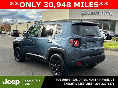 Certified 2022 Jeep Renegade Altitude w/ Convenience Group image 4