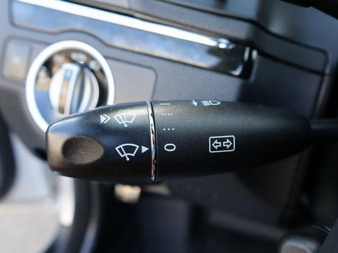 Used 2013 Mercedes-Benz E 350 Cabriolet image 21