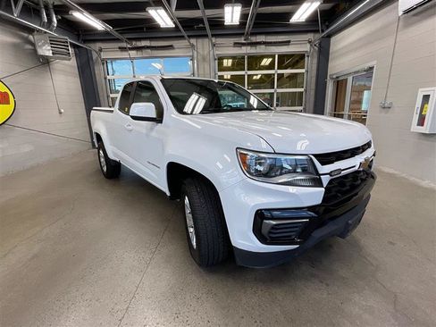 Used 2022 Chevrolet Colorado LT w/ Fleet Safety Package RWD image 7