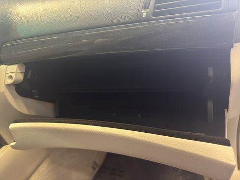 Used 2007 Lexus LS 460 image 24