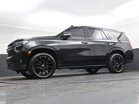 Used 2022 Chevrolet Tahoe RST w/ Luxury Package AWD/4WD image 30
