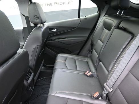 Used 2024 Chevrolet Equinox Premier image 22