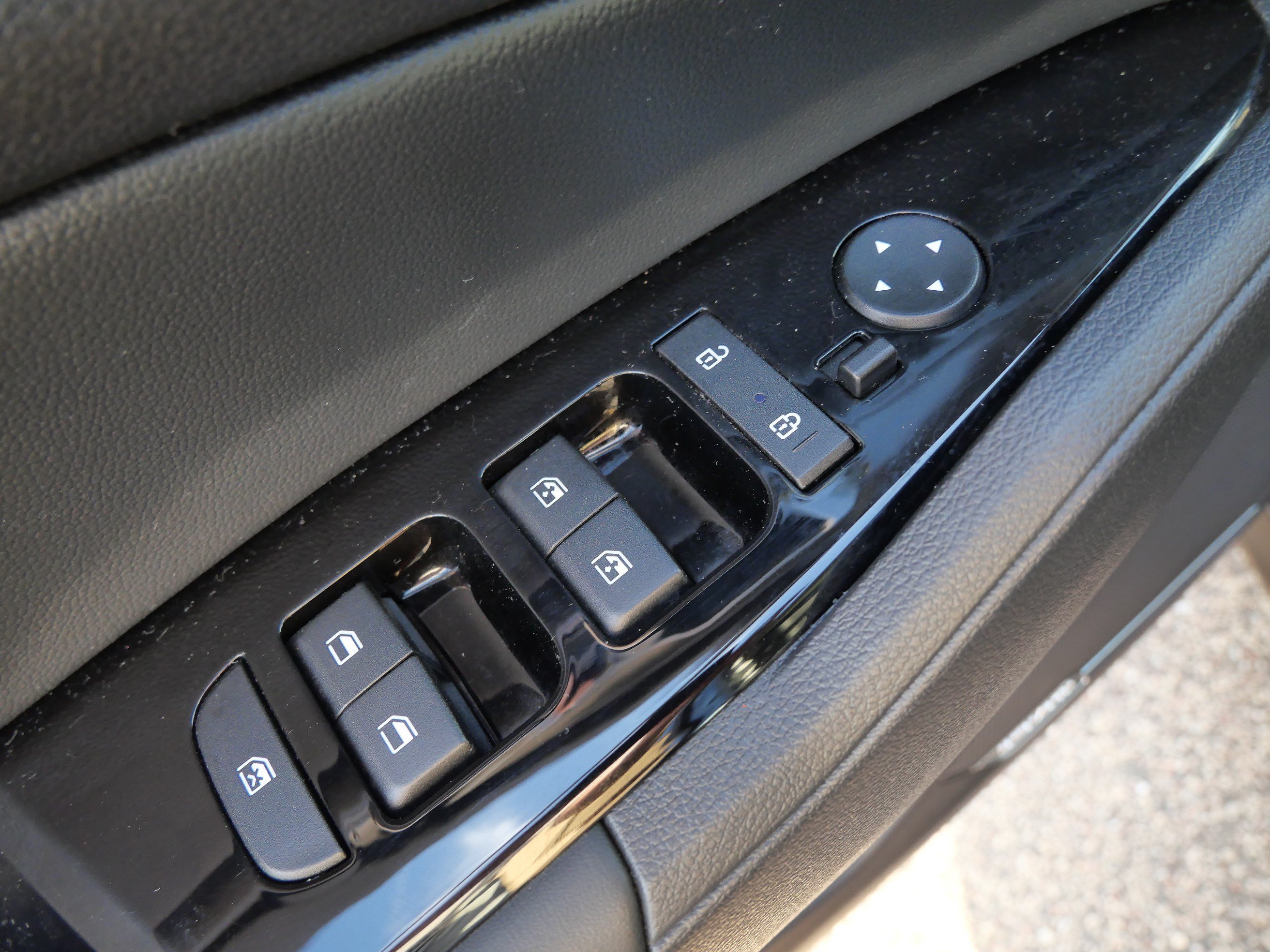 Used 2025 Kia Sportage SX Prestige AWD/4WD image 19
