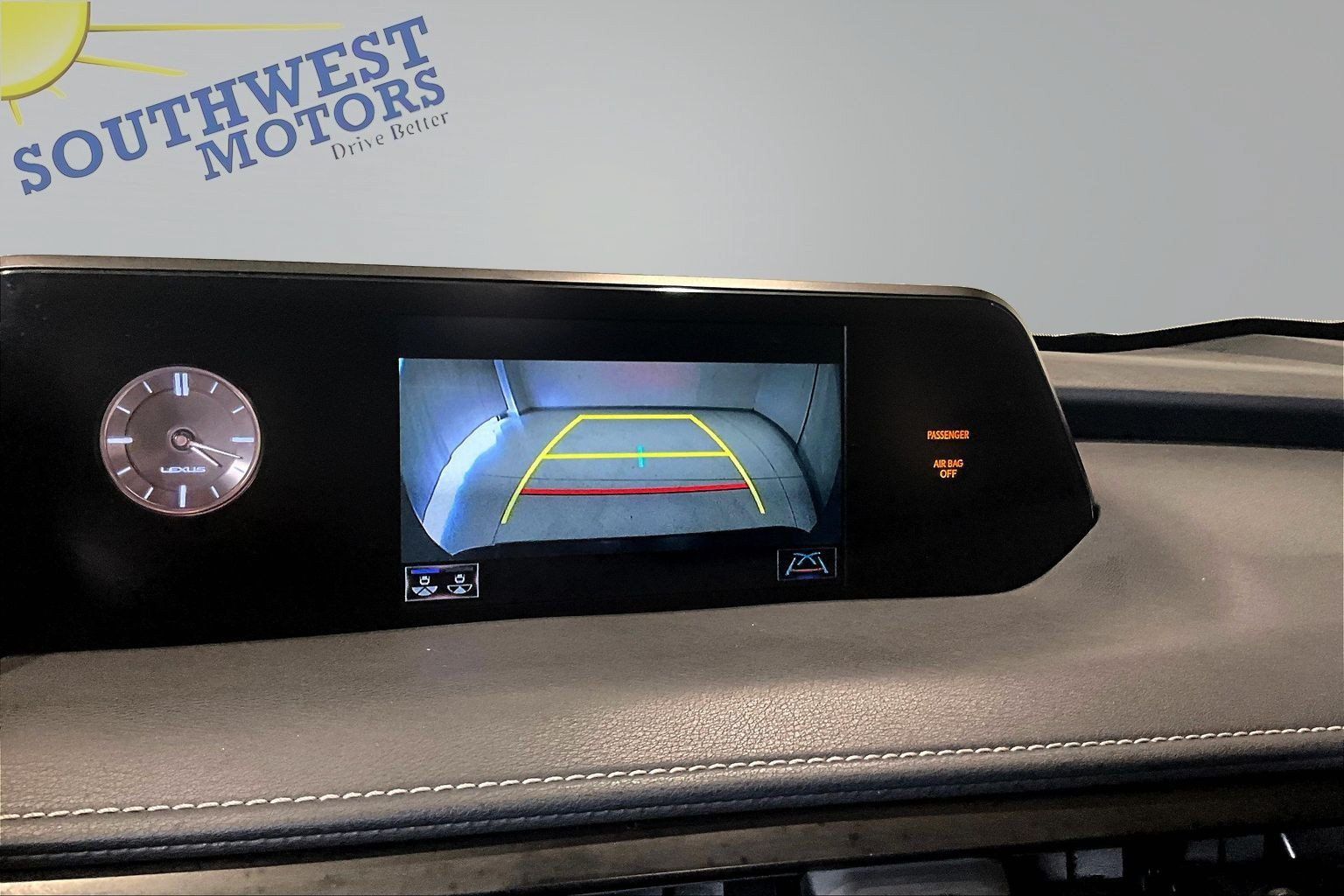 Used 2019 Lexus UX 250h w/ Accessory Package 2 AWD/4WD image 15