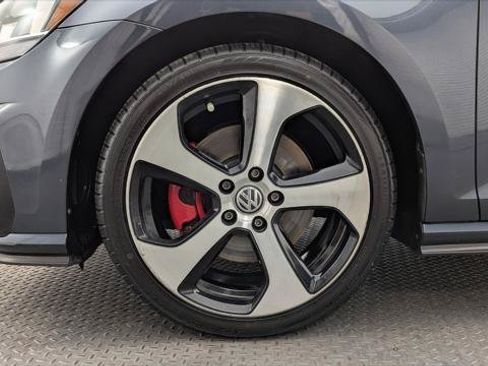 Used 2018 Volkswagen GTI S FWD image 29
