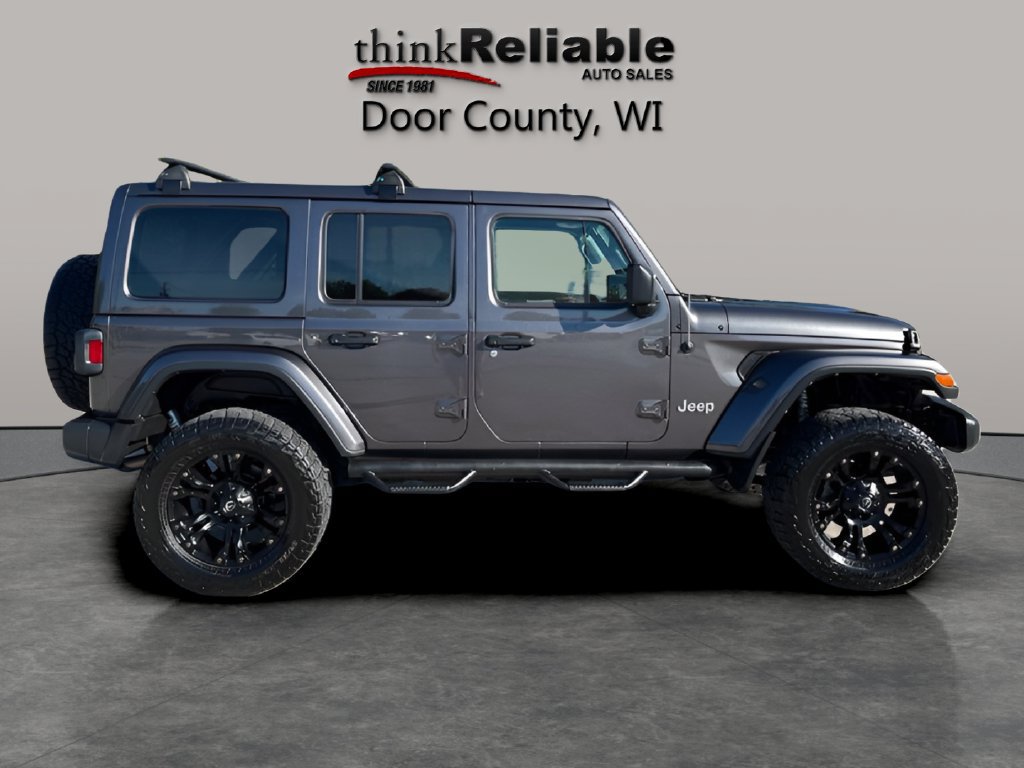 Used 2018 Jeep Wrangler Unlimited Sahara w/ Cold Weather Group AWD/4WD image 7