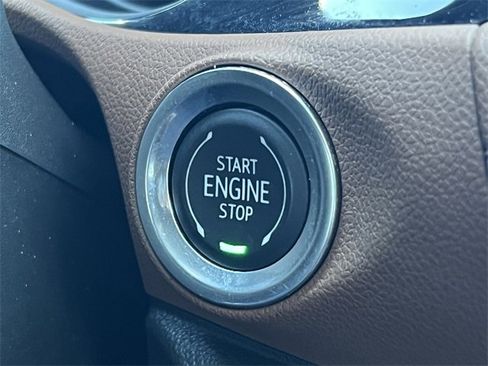 Used 2020 Buick Encore GX Essence w/ Advanced Technology Package image 11